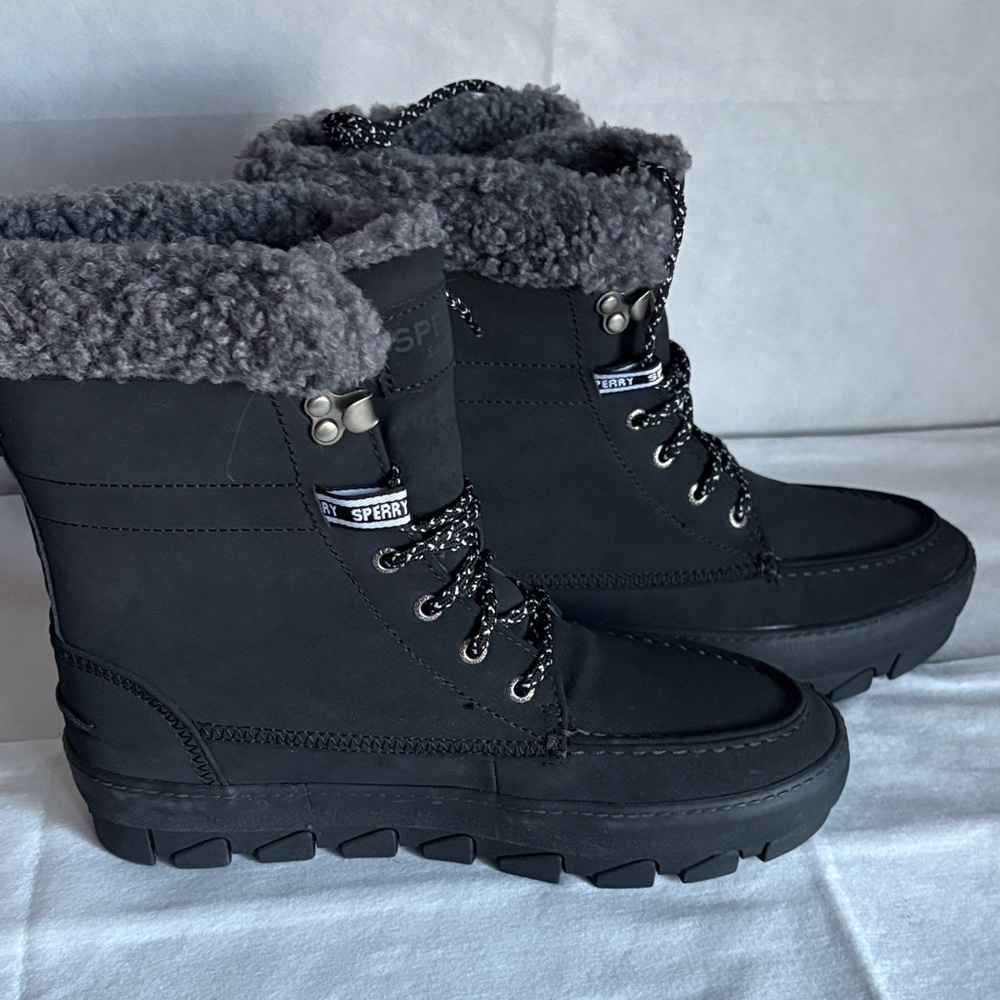 Sperry Women's Black Winter Boots with Gray Fur Lining - Picture 2 of 4